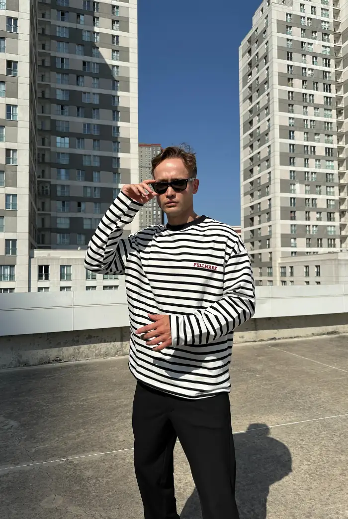 Sİyah Çizgili Oversize Sweat