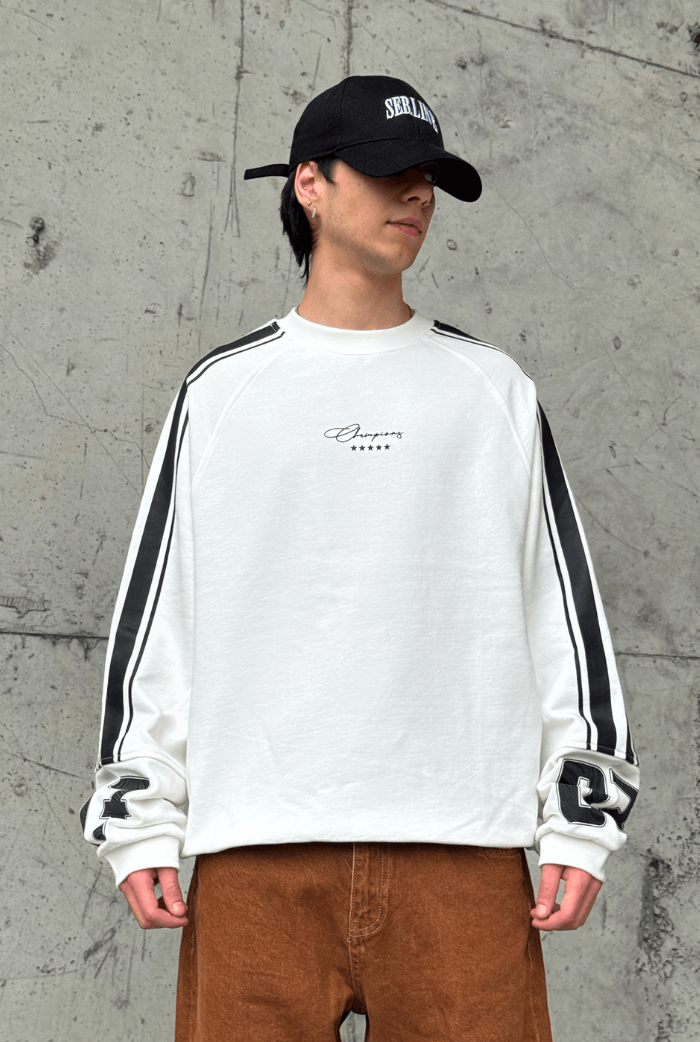 07 Kollar Şerit Detaylı Oversize Sweatshirt - Beyaz