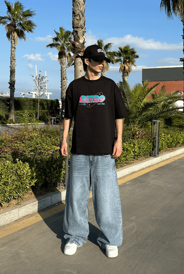 Retro Nakışlı Oversize Premium Tişört