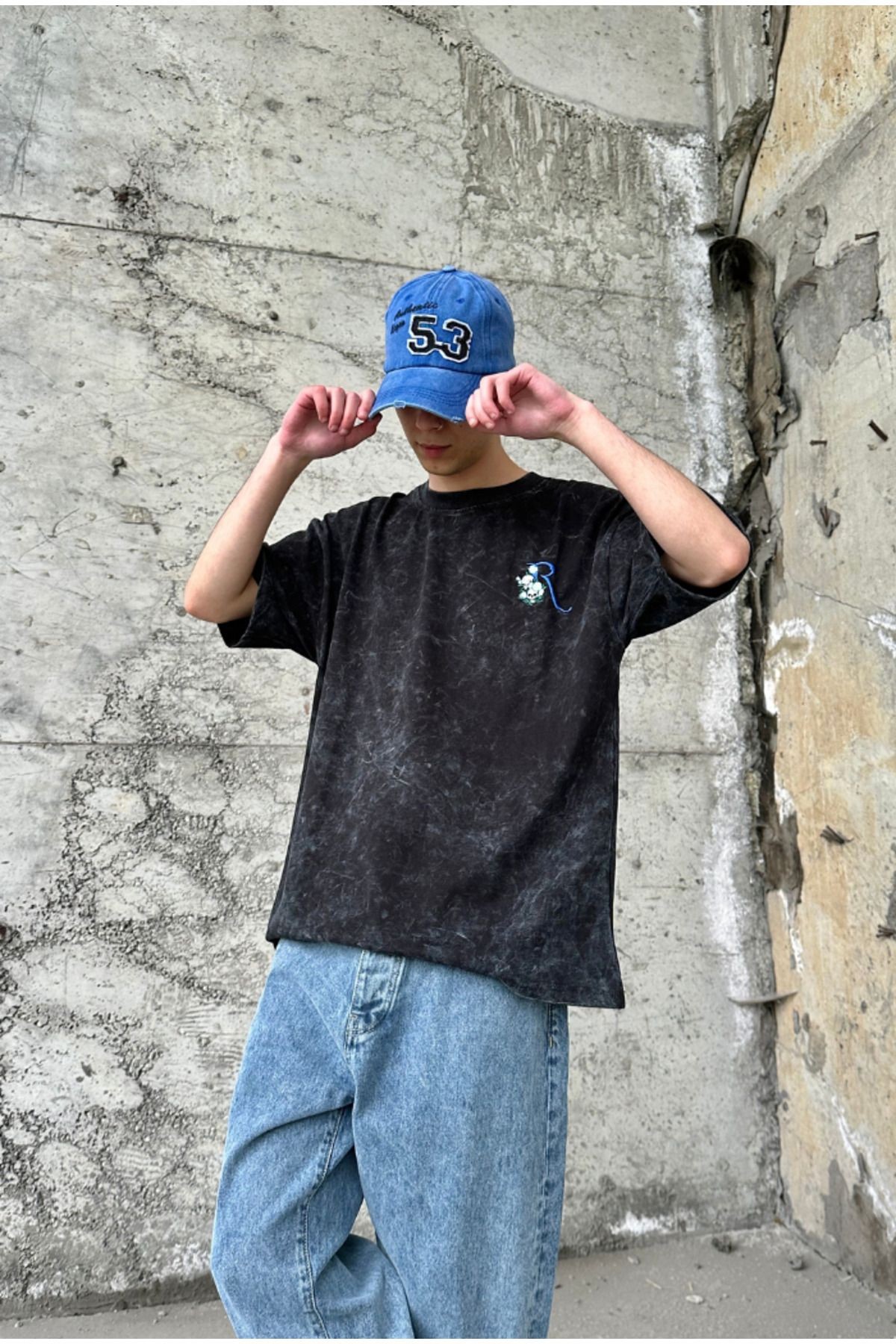 Acid Wash Minimal Nakış Baskılı Oversize T-shirt