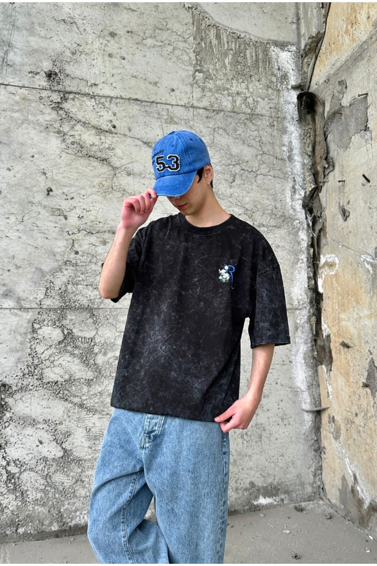 Acid Wash Minimal Nakış Baskılı Oversize T-shirt