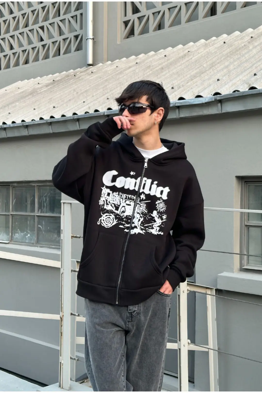 Conflict Oversize Zip Hoodie
