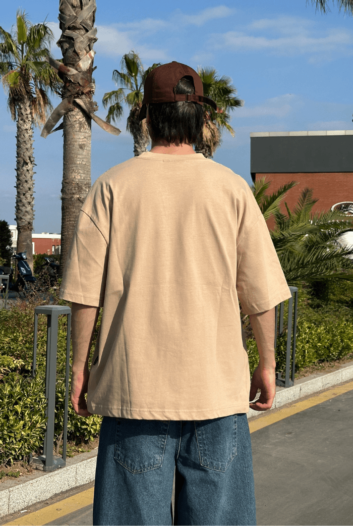 Minimal Nakışlı Oversize T-shirt