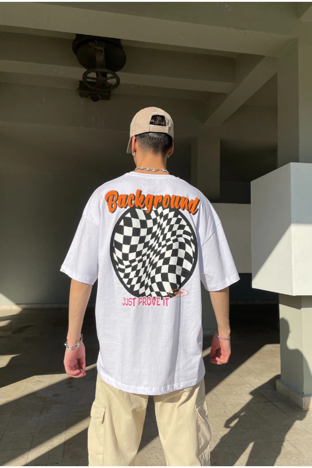 Background Oversize T-shirt