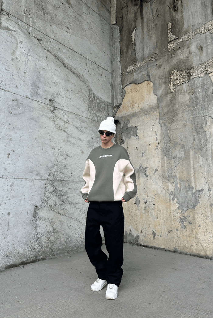 Haki-Bej Yamalı Oversize Sweatshirt