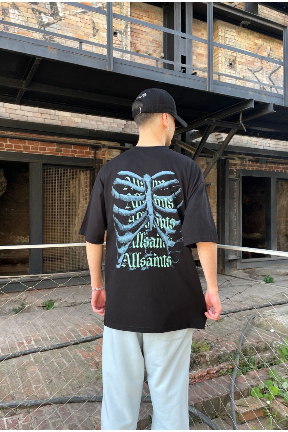 Allsaints Black Oversize T-shirt