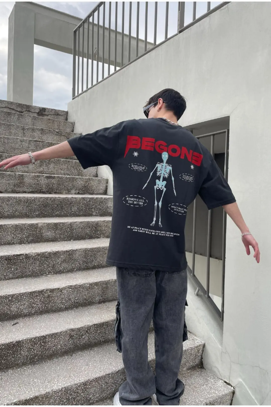 Begone Oversize T-shirt