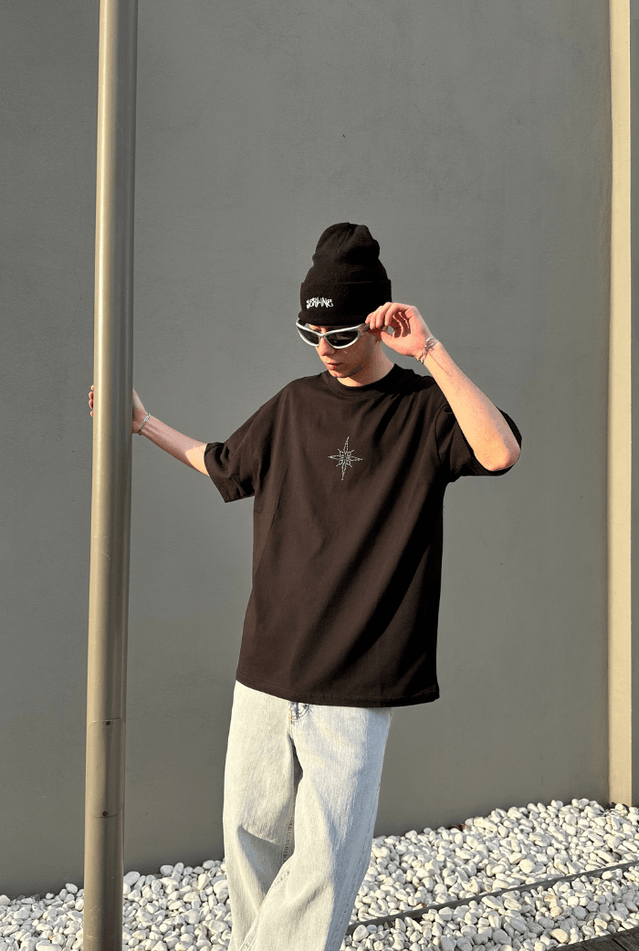 Taş Baskılı Siyah Oversize T-shirt