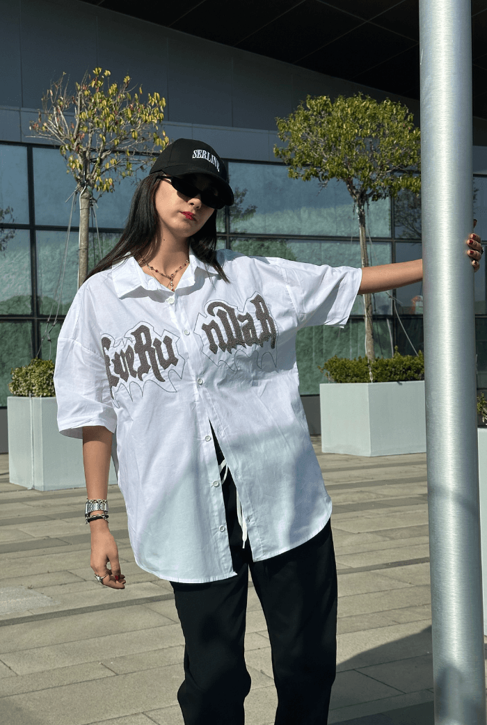 Fuerundar Nakışlı Peluş Detay Premium Oversize Gömlek - Beyaz