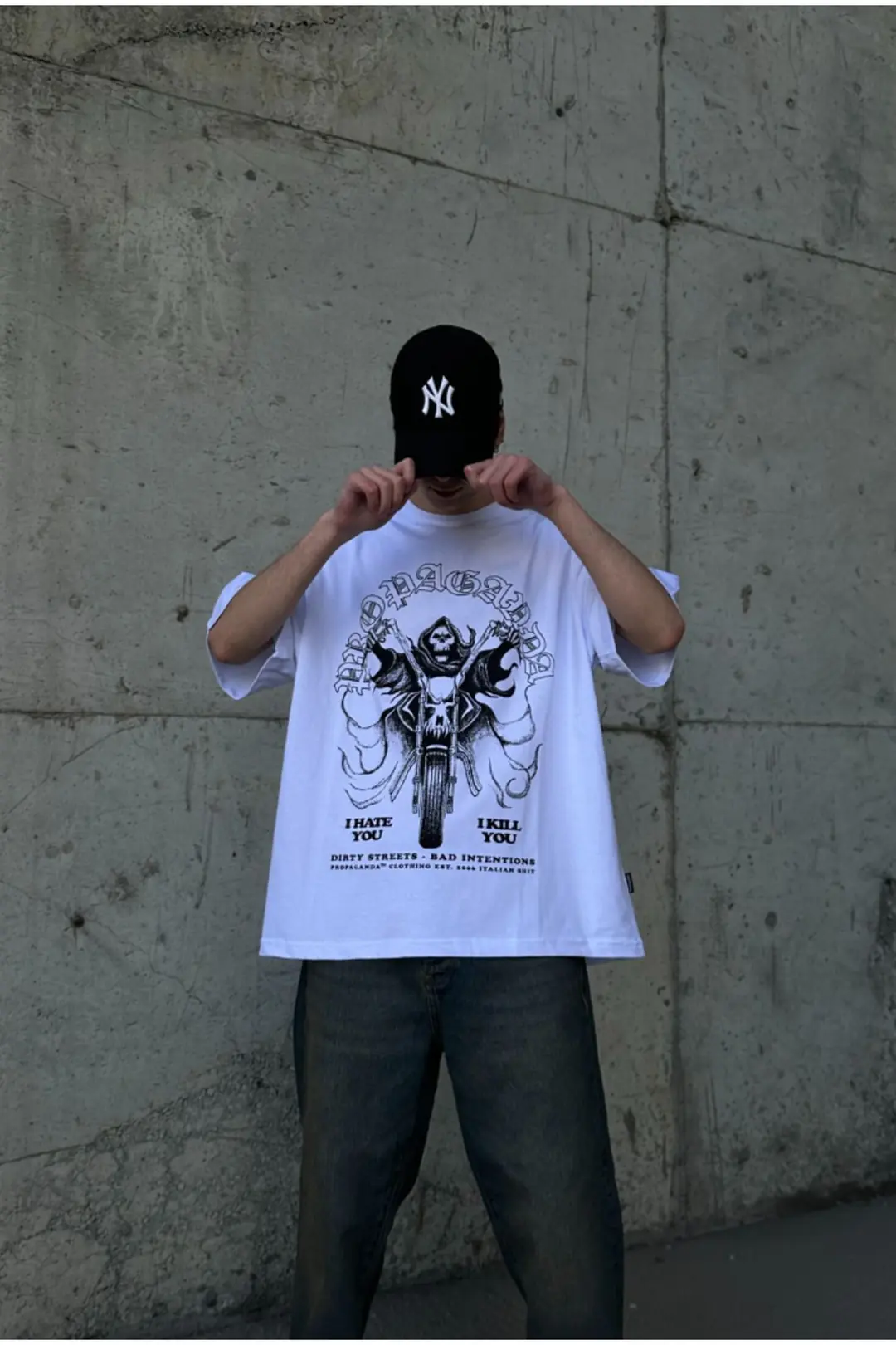 Propaganda Beyaz Oversize T-shirt