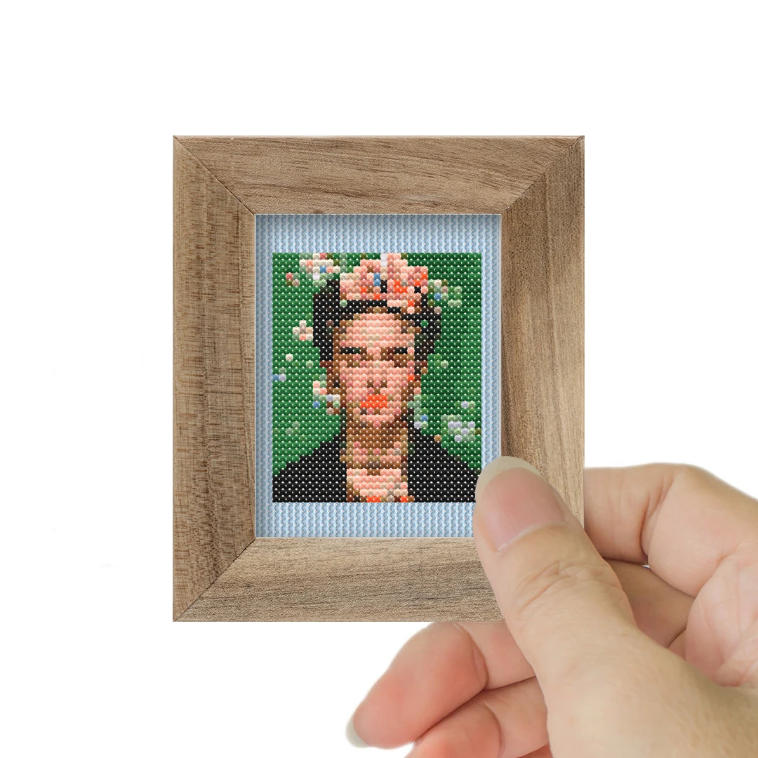 Frida Kahlo Otoportre DMC Muline Çerçevesiz Mini Etamin Kiti