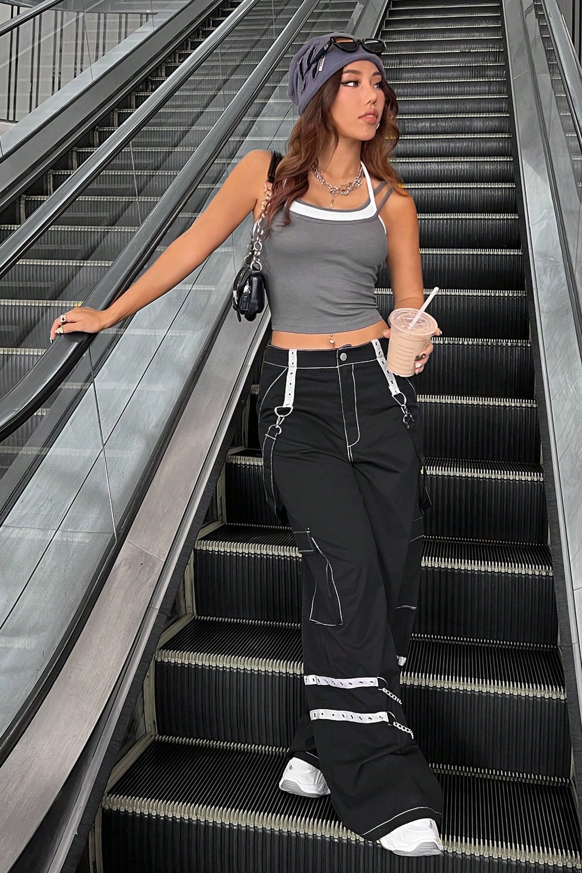Kadın Antrasit Gri Beyaz Çift Renk Çapraz Askılı Crop Top Bluz