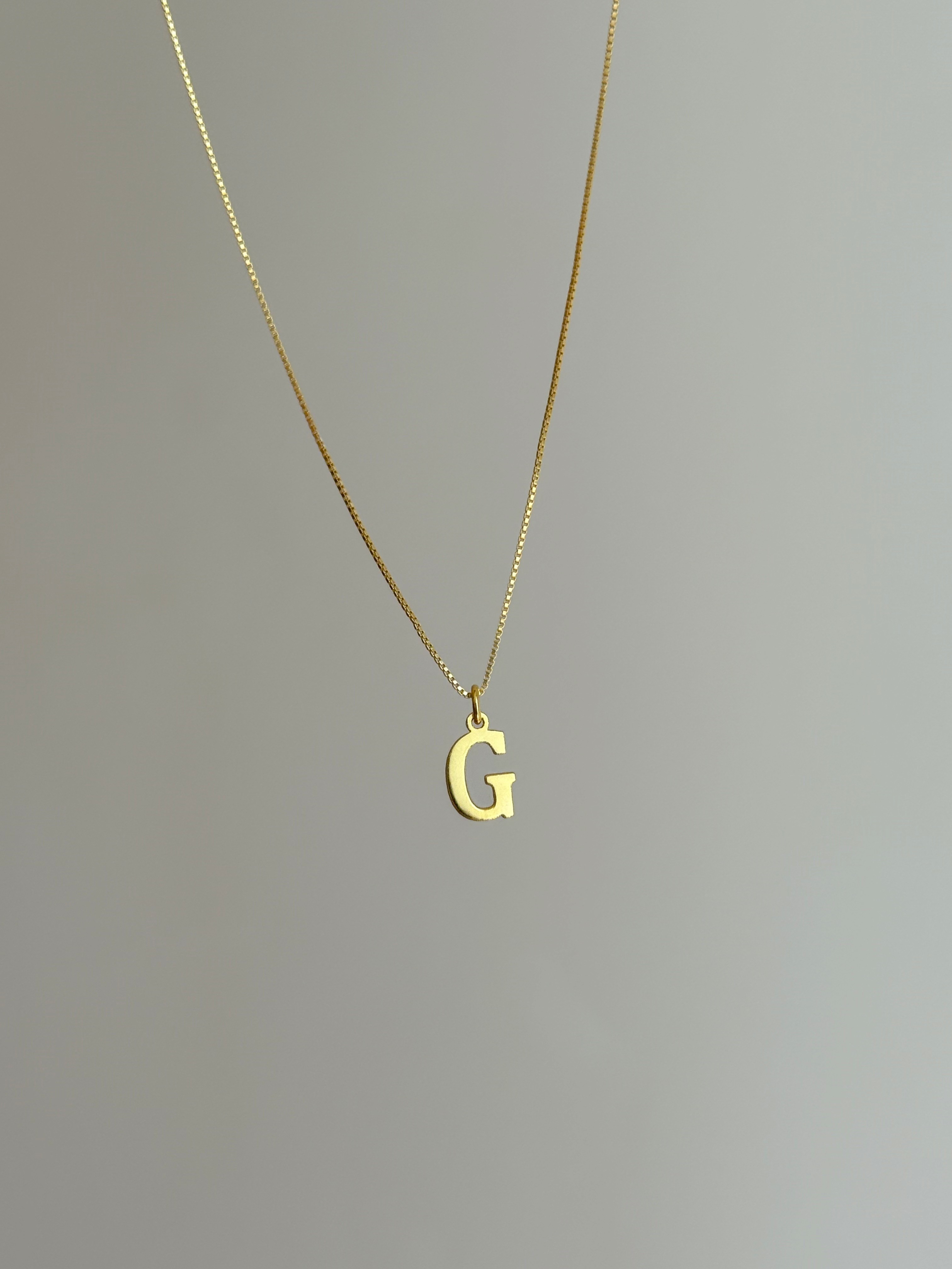 925 Gümüş Minimal Harf Kolye 