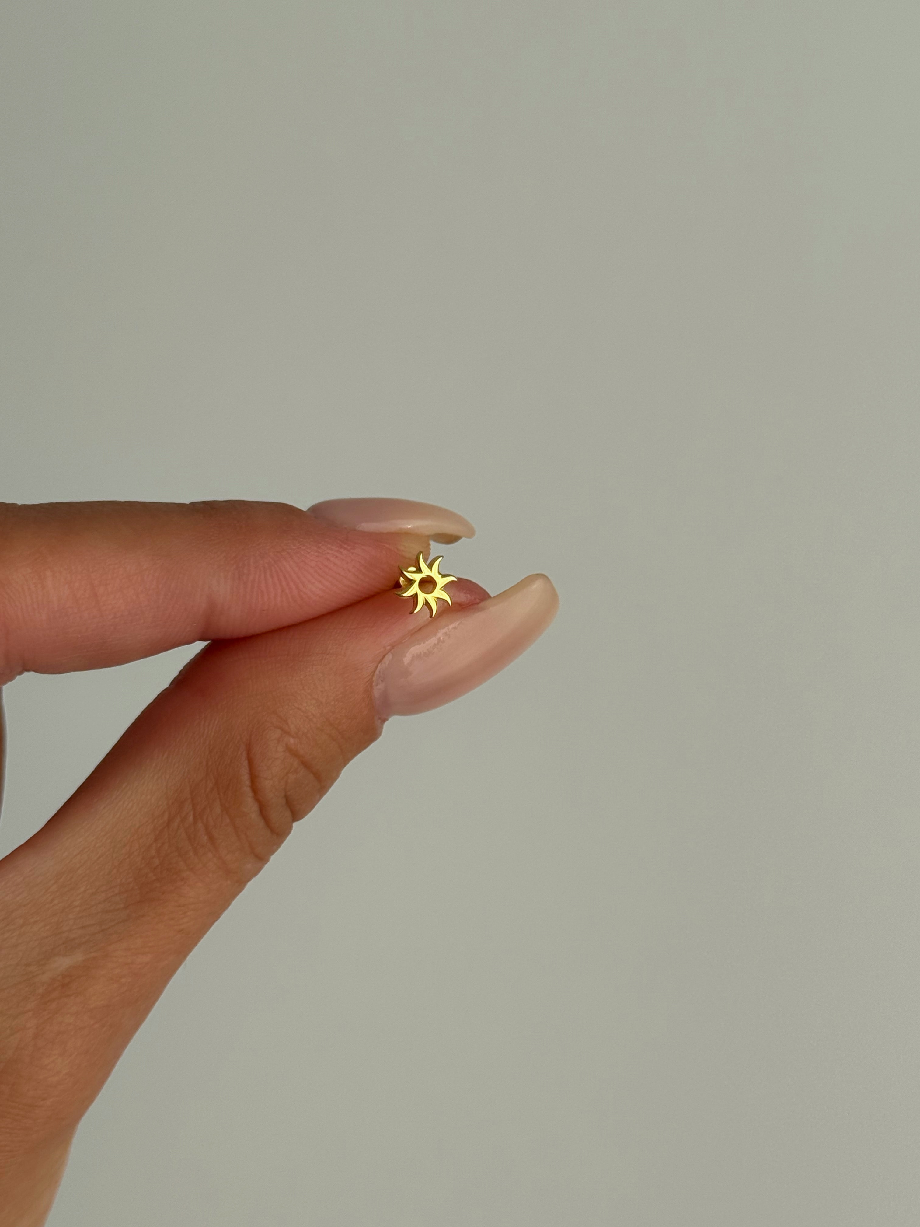 925 Gümüş Güneş Piercing 