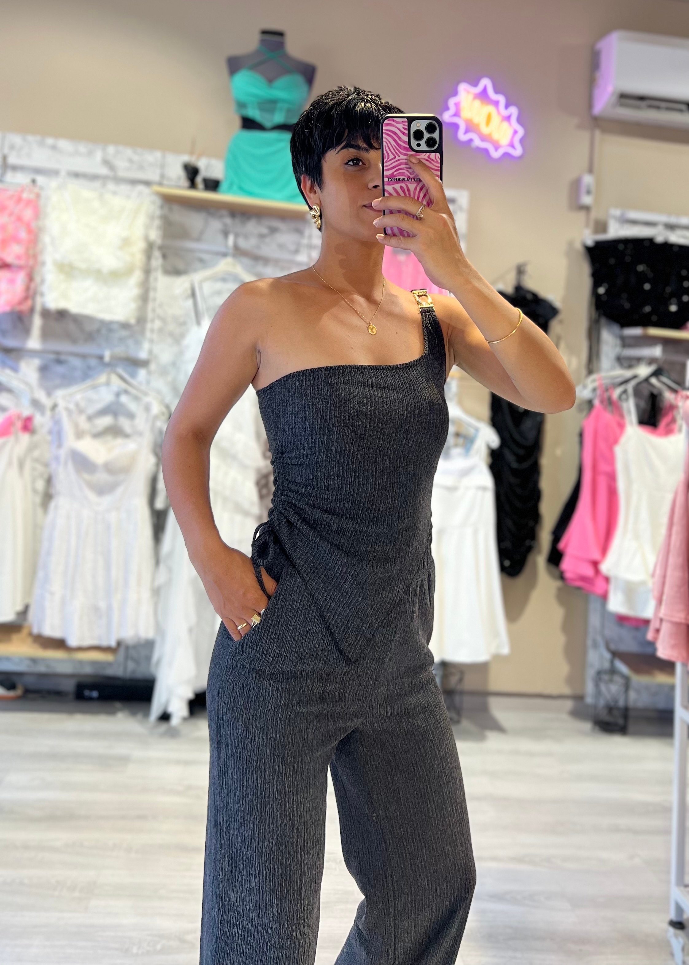 Tek Omuz Aksesuarlı Bluz & Pantolon Takım