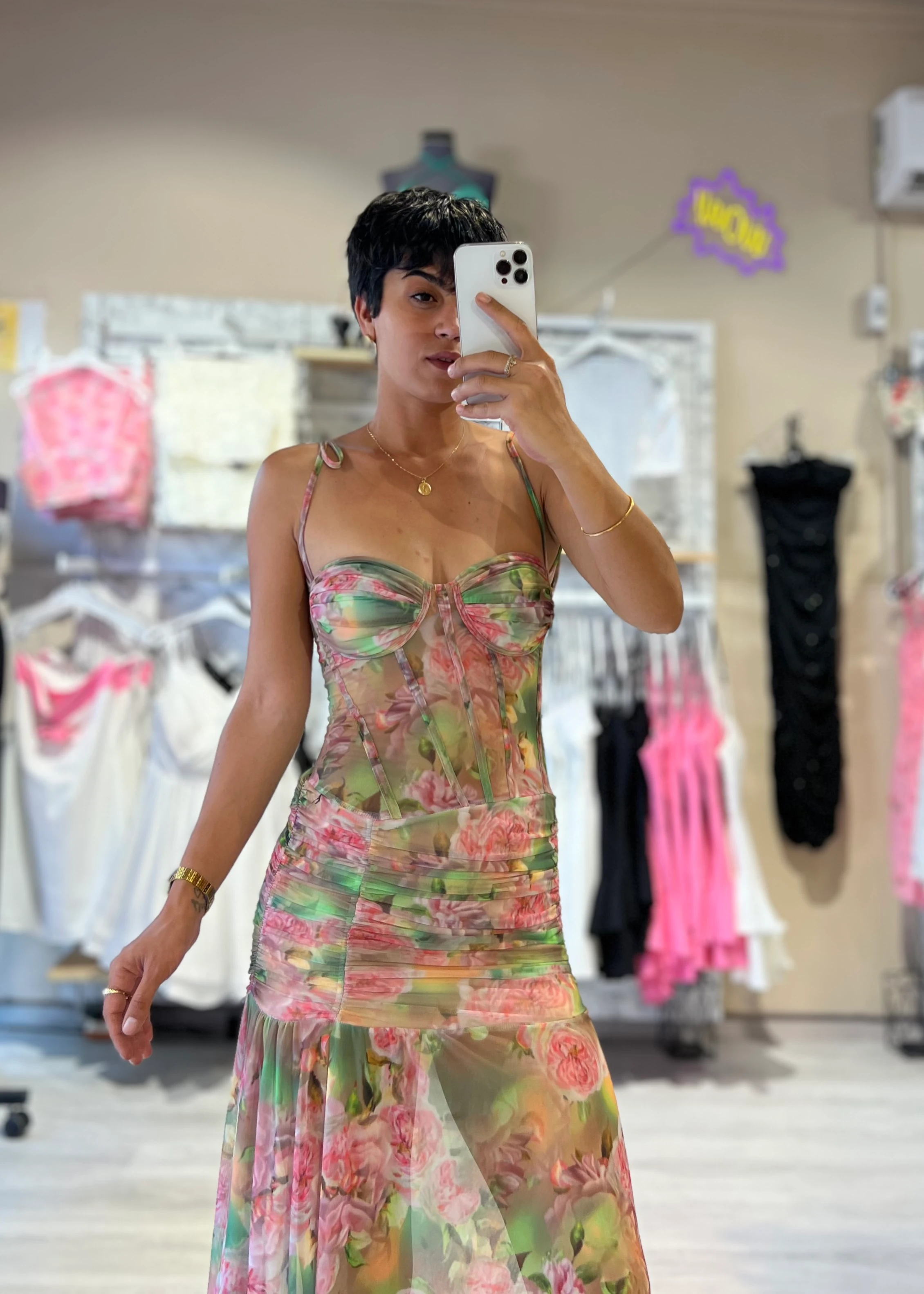 Desenli Transparan Cup'lu Şifon Elbise - desenli