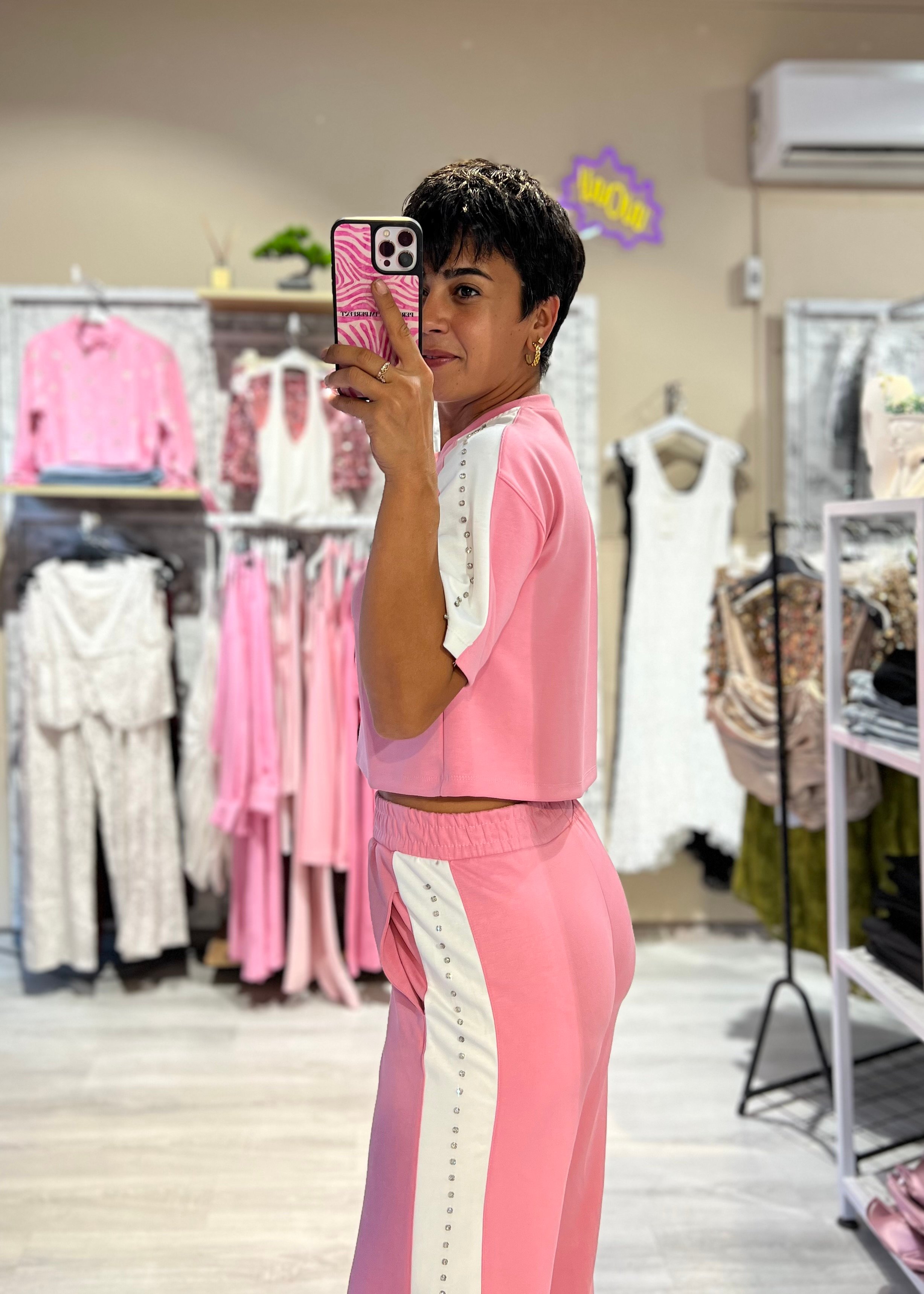 Pembe Çakma Şerit Taşlı Tişört & Eşofman Altı Takım
