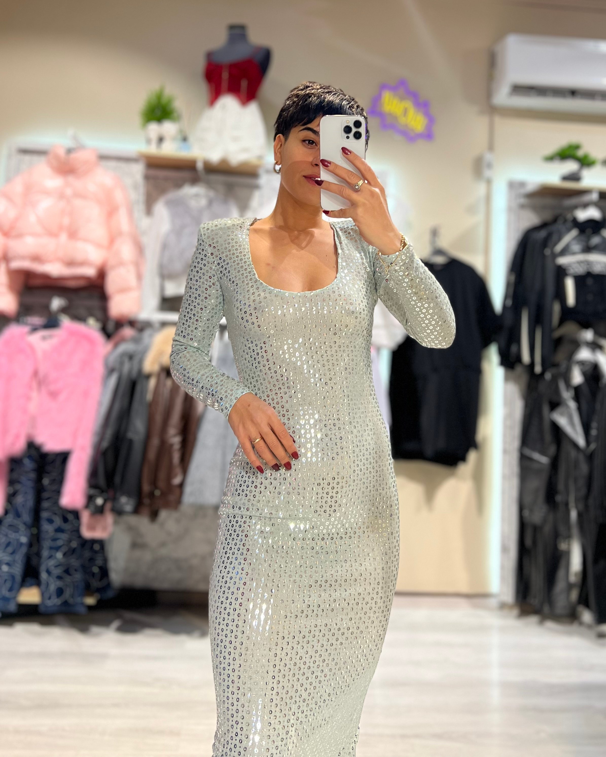 Sequin Buzy Yırtmaçlı Uzun Elbise