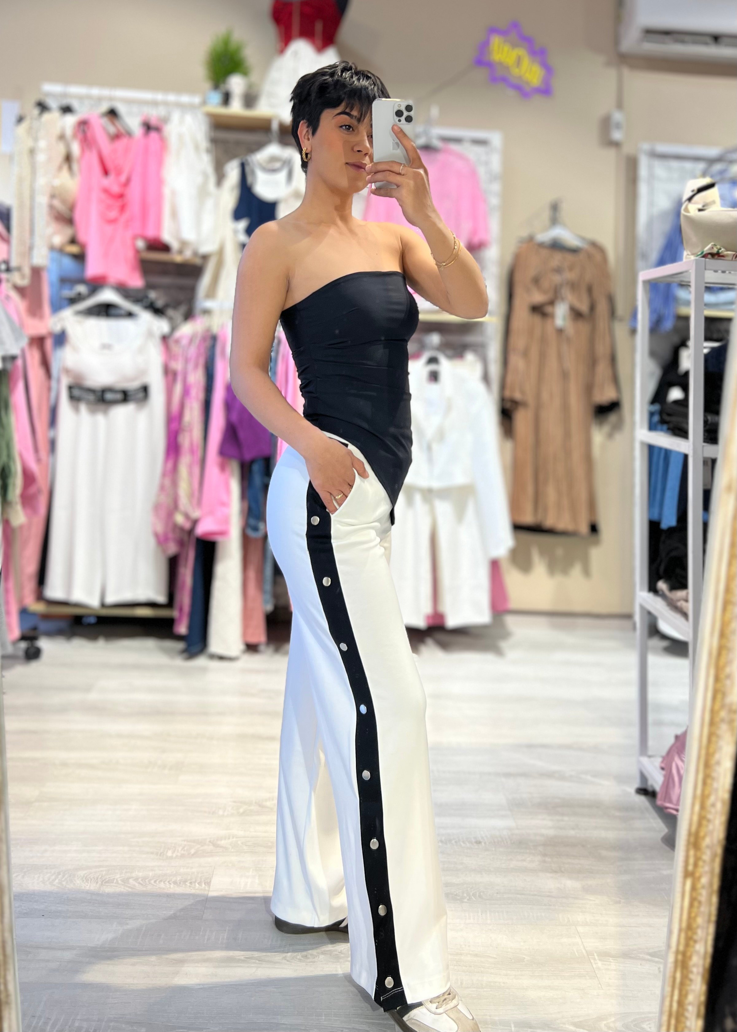 Beyaz Modal Kumaş Çıt Çıt Detaylı Pantolon