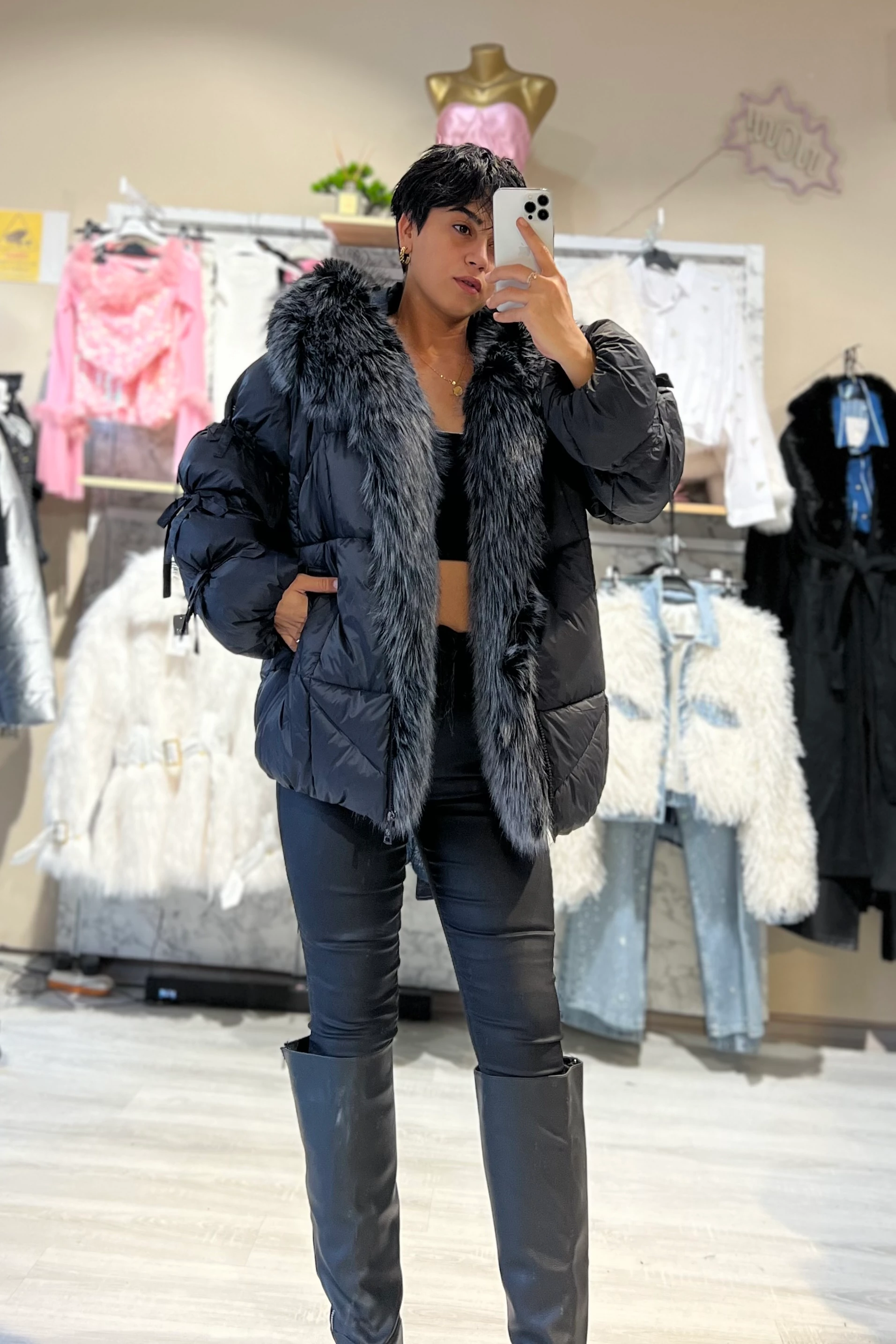 Kürk Yakası Çıkabilen Balon Kol Şişme Mont 