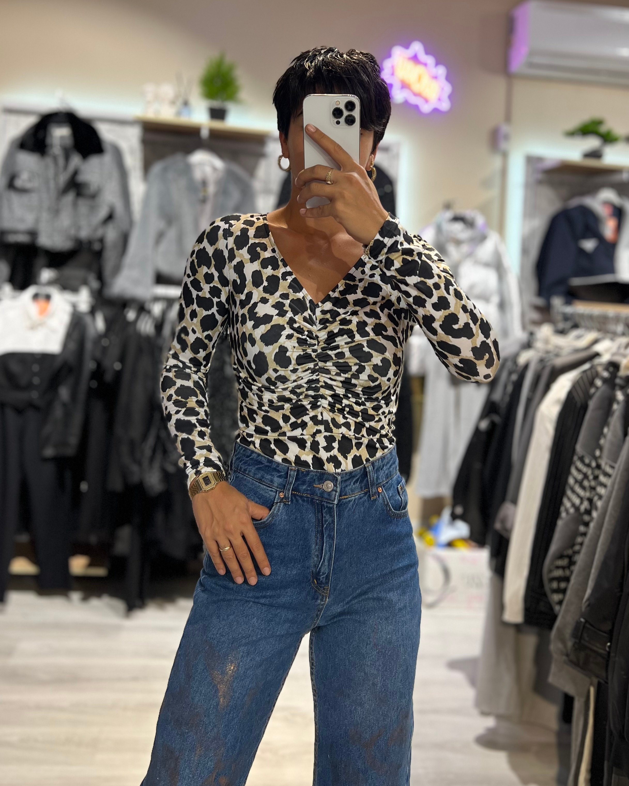 Sandy Leopar V Yaka Bodysuit