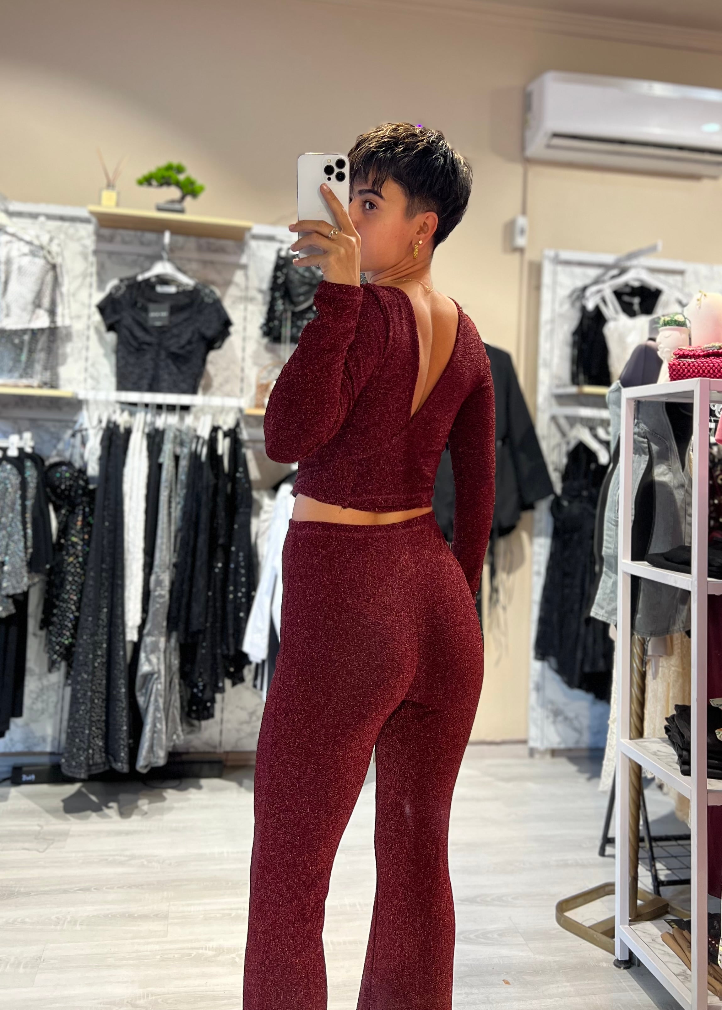 Parlak Bluz & İspanyol Paça Pantolon Takım