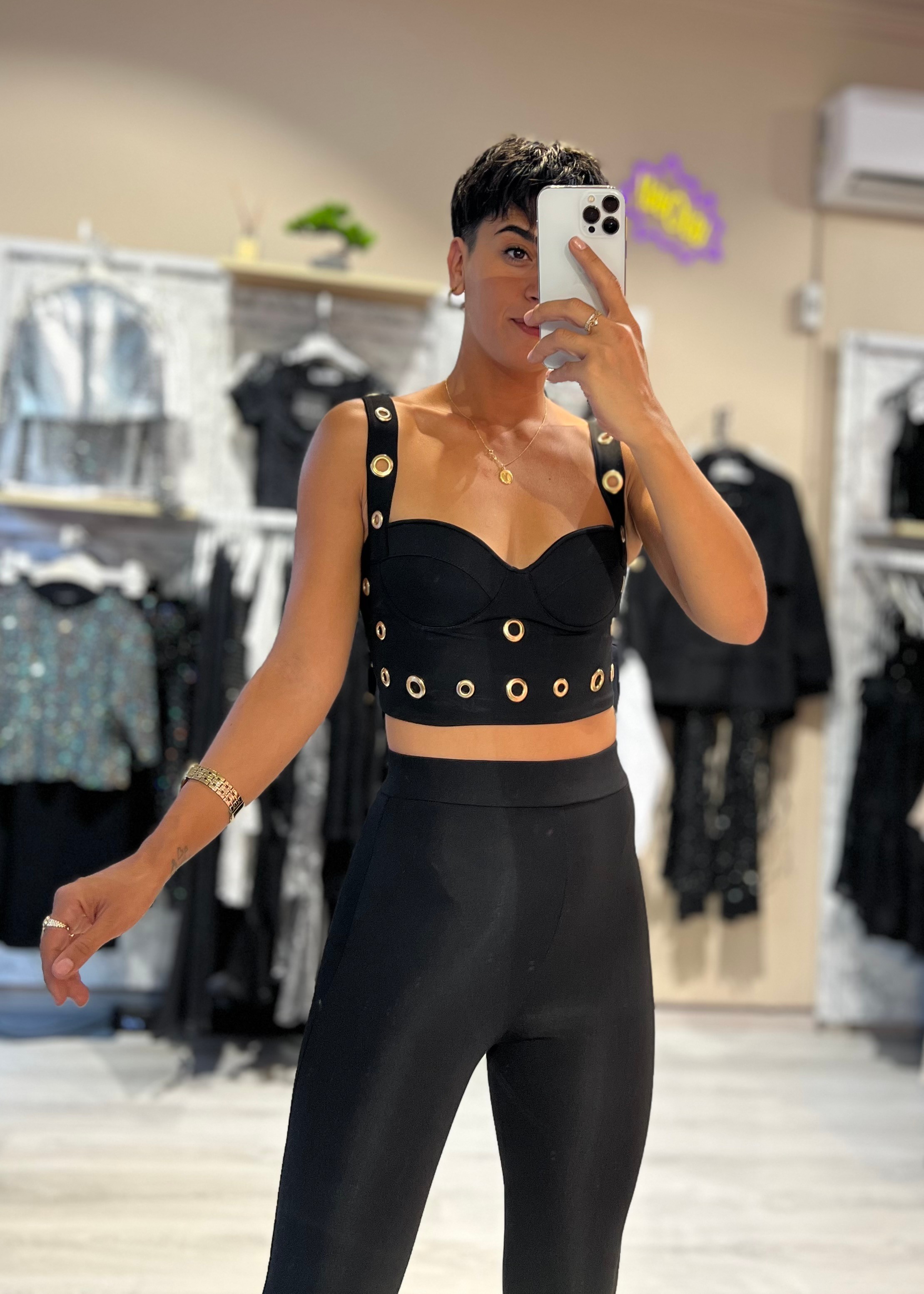 (ÖN SİPAİŞ ÜRÜNÜDÜR )Gold Metal Aksesuarlı Büstiyer & Pantolon Takım