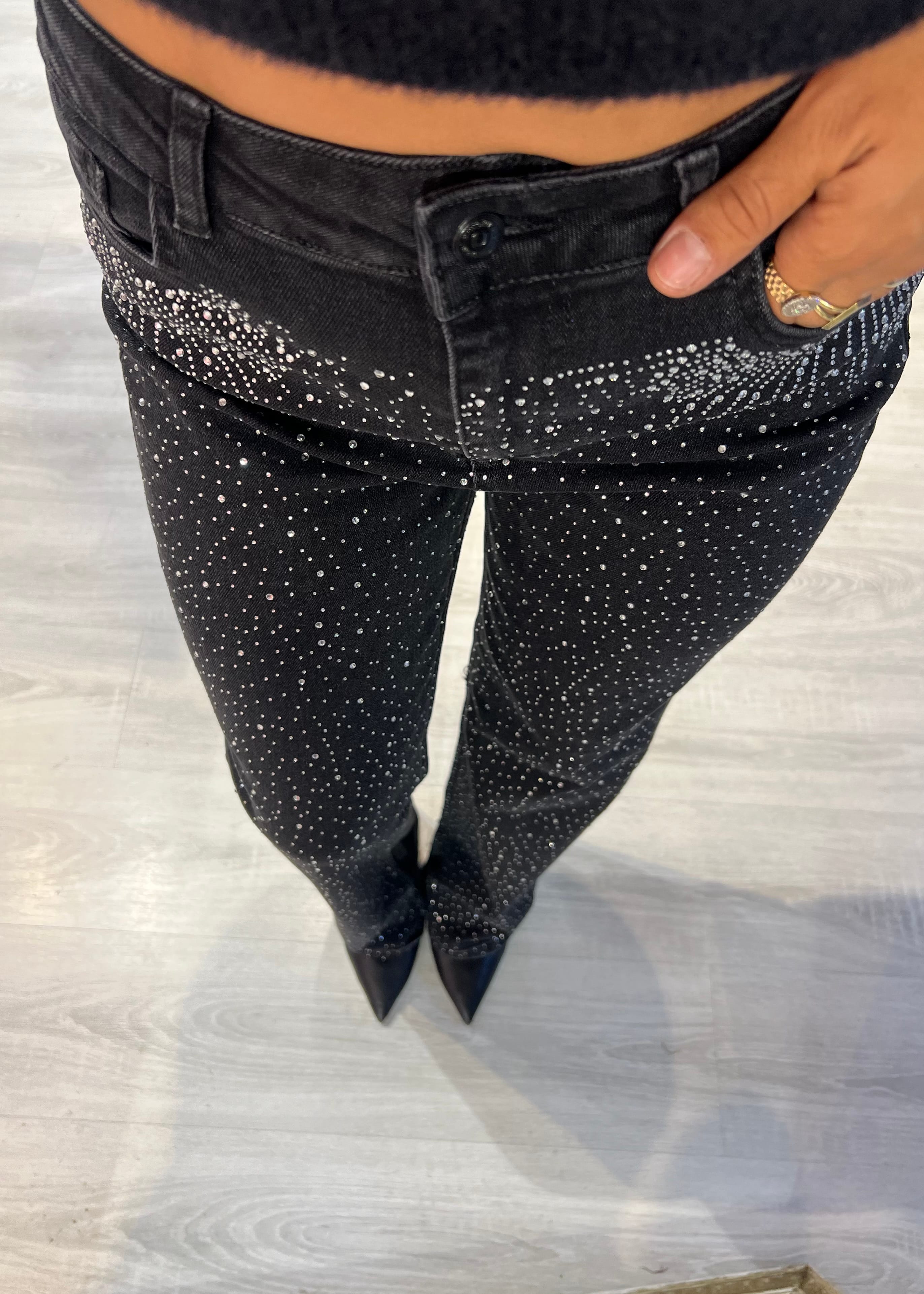 Taşlı Ultra Yüksek Bel Likralı Taşlı Jean Pantolon