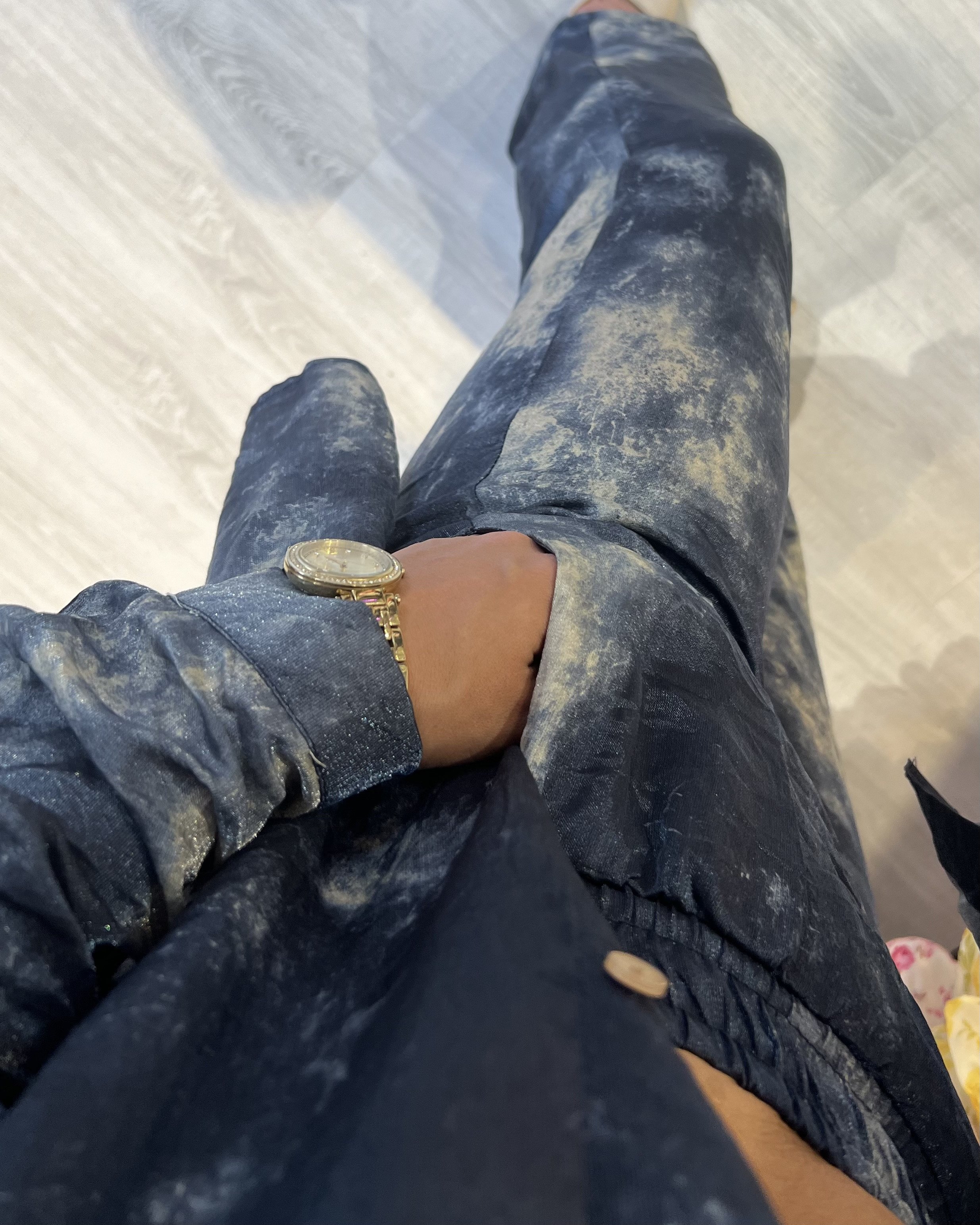 Mavi Saten Batik Desen Gömlek & Pantolon Takım