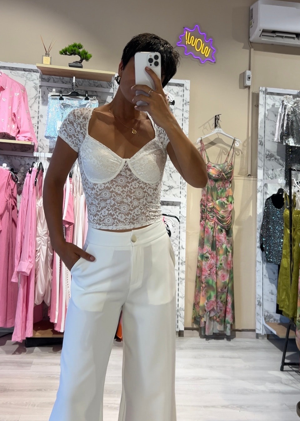Marka Model Dantel Transparan Bluz - BEYAZ