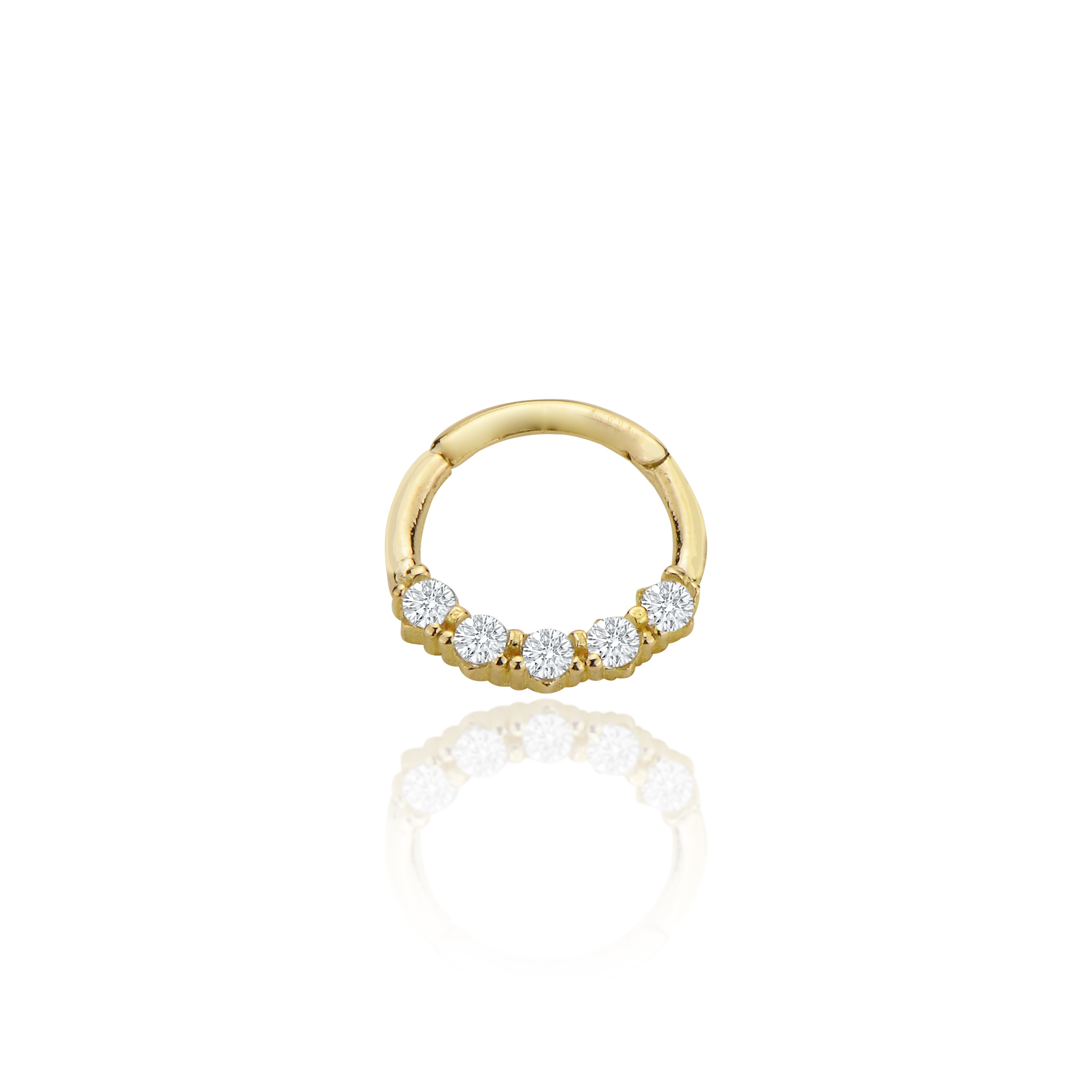 Sırataşlı halka helix piercing
