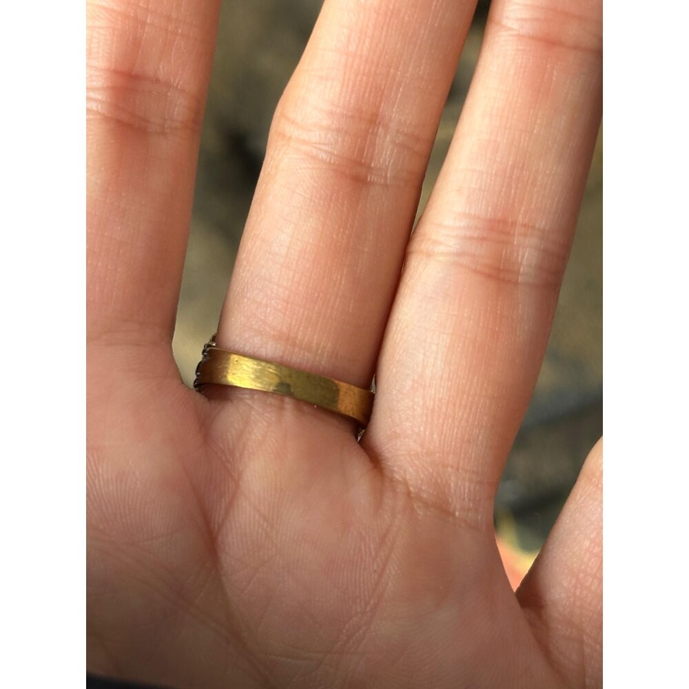 Edict Column Ring