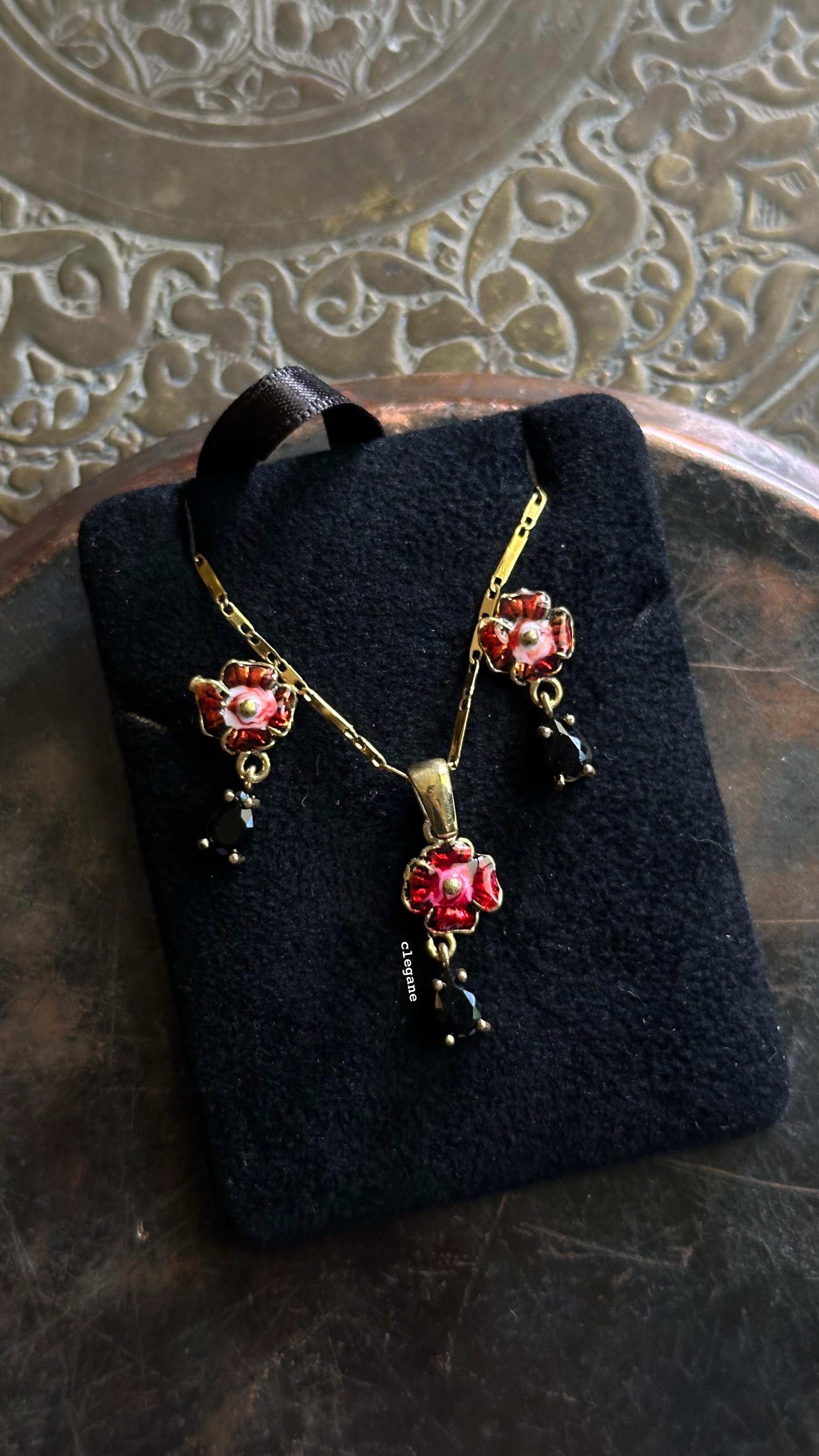 Mine Ruby Set