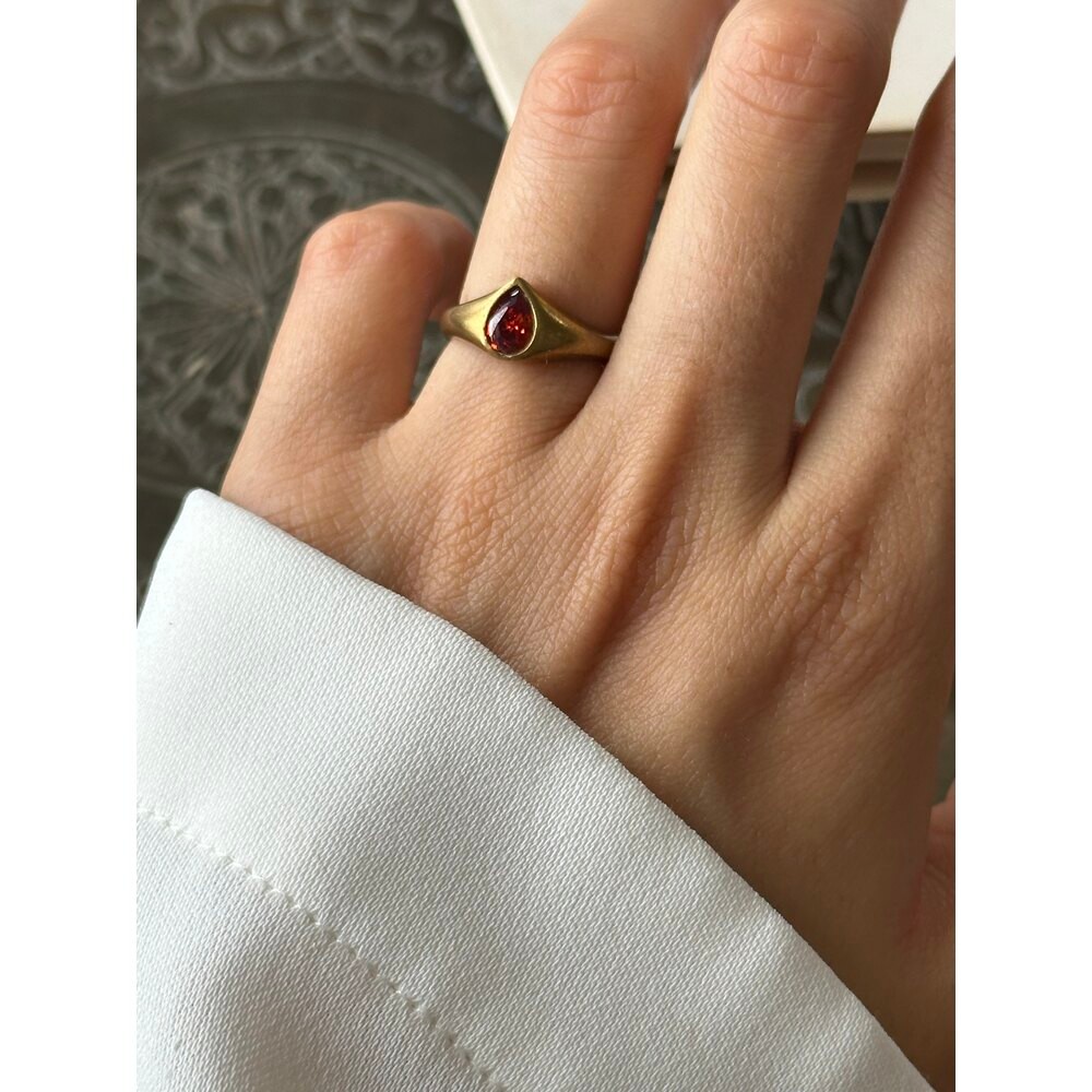 Garnet damla yüzük
