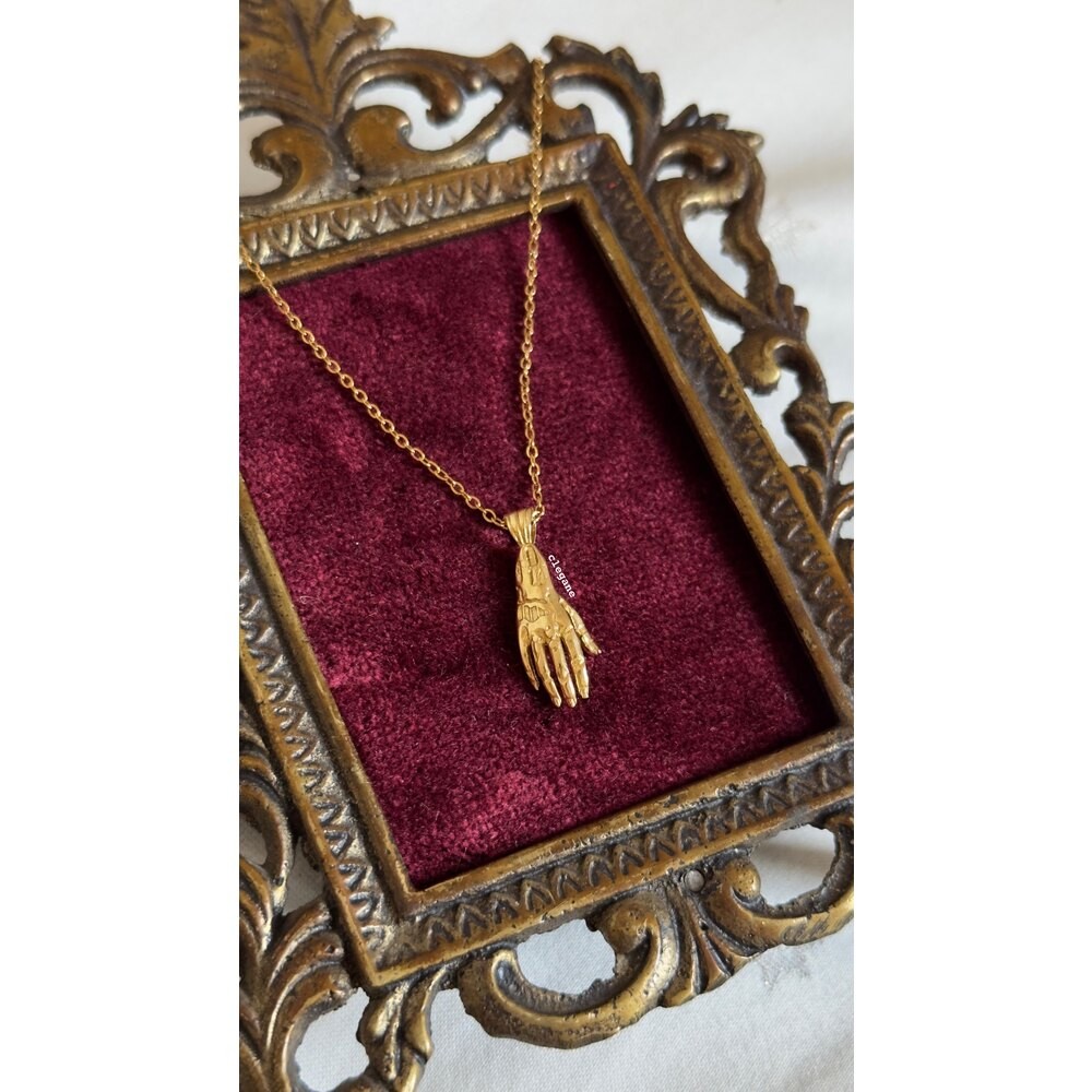 Hand