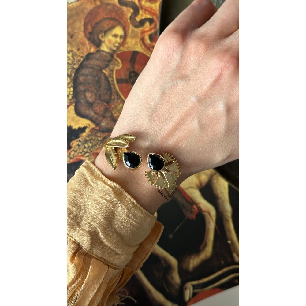 Oyfa