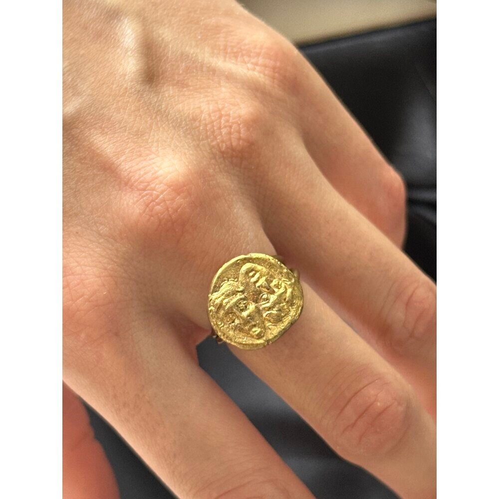 Medusa Medallion
