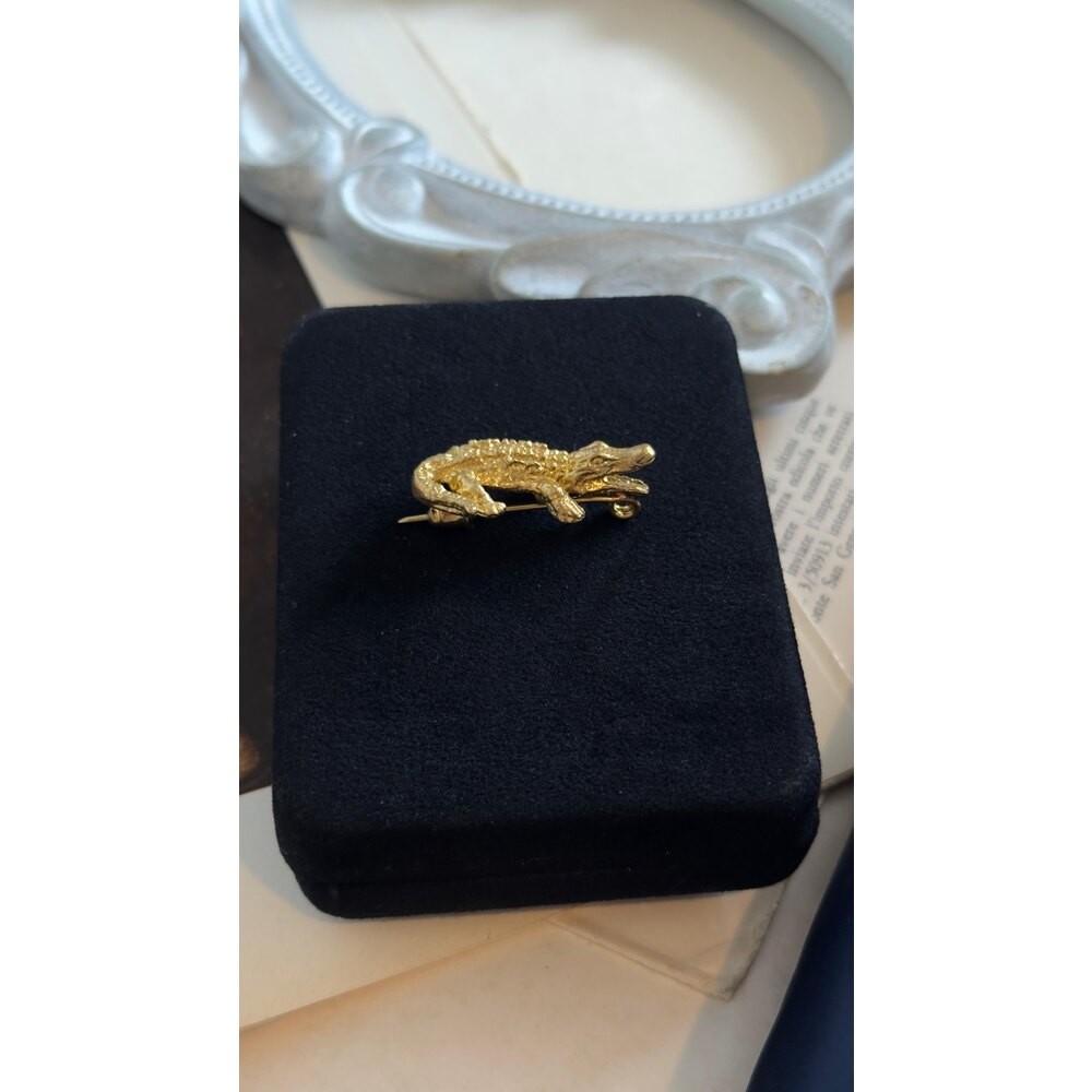 Crocodile Brooch