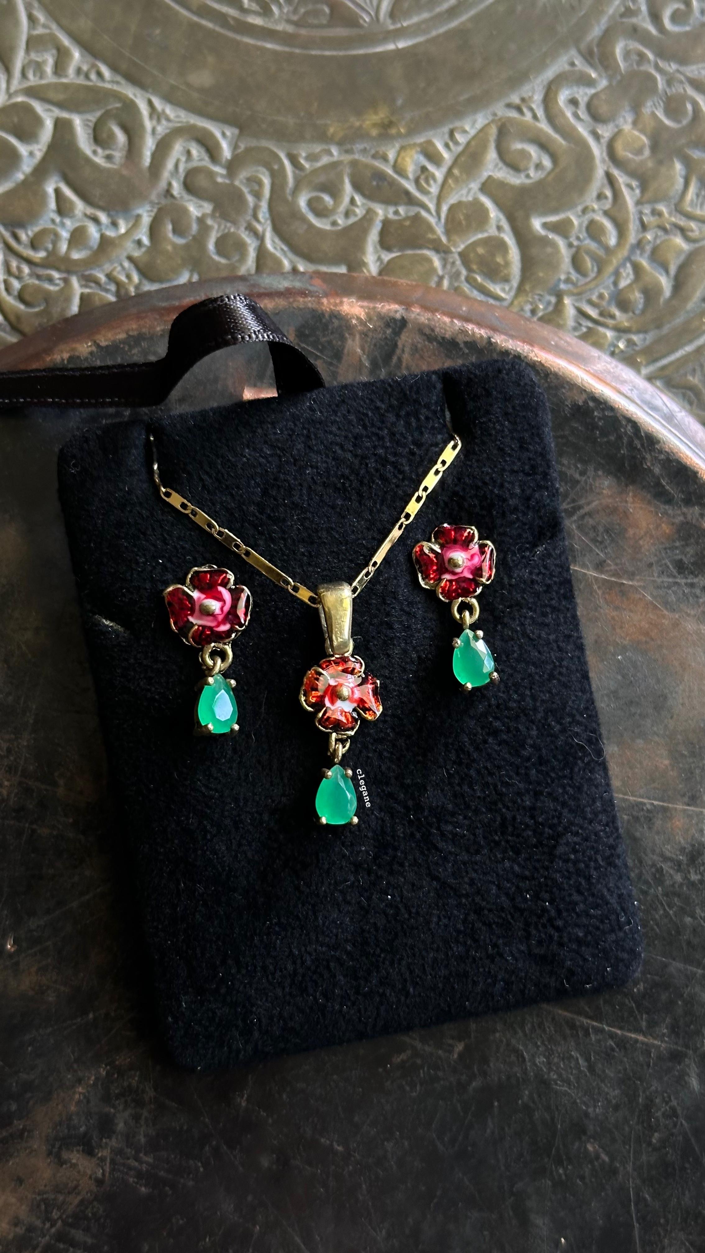 Mine Set Garnet