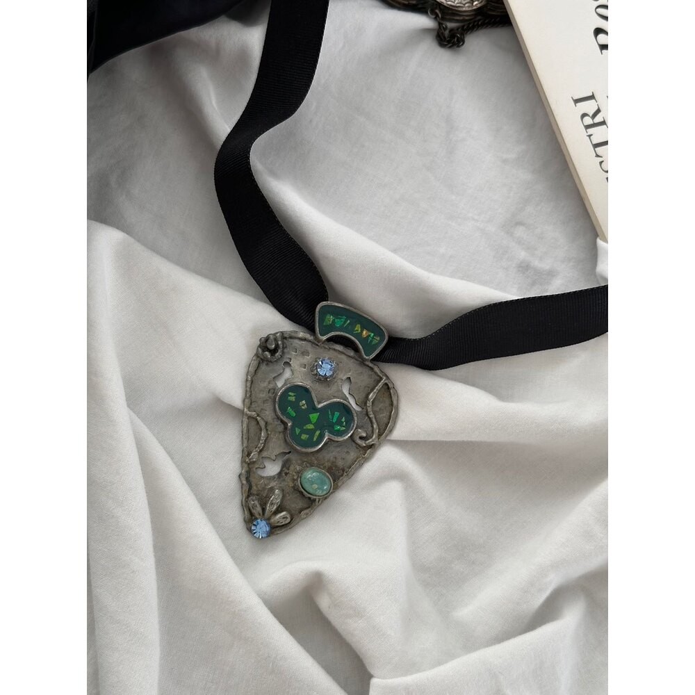 Otantik choker