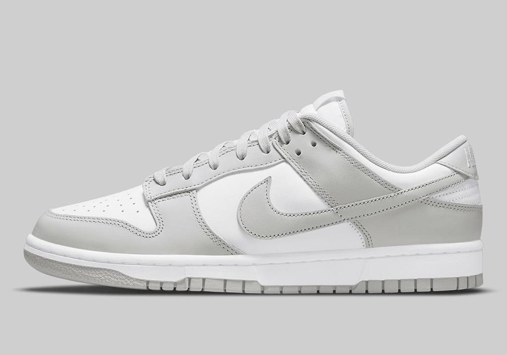 Nike Dunk Low “Grey Fog”