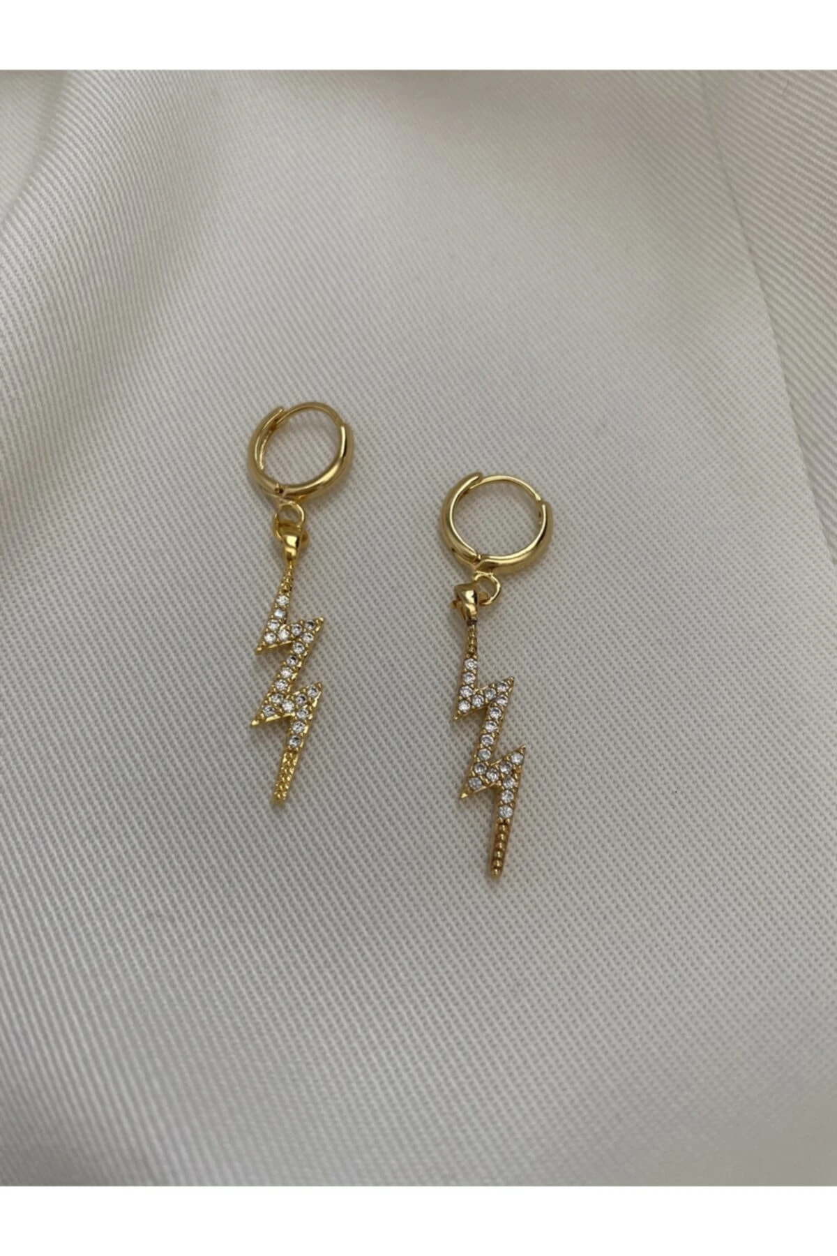 Taşlı Şimşek Küpe