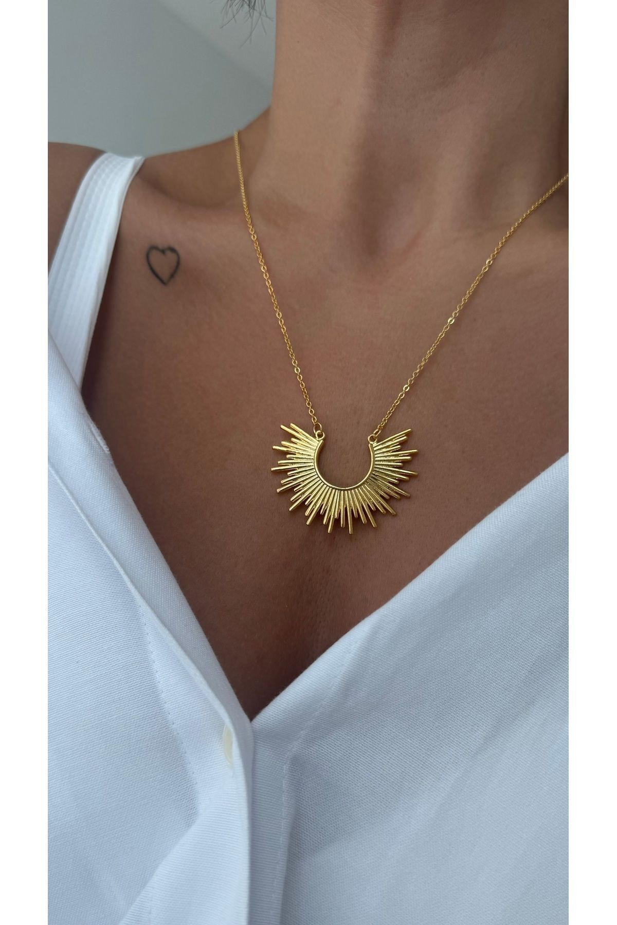 Çelik Antik Şans Kolyesi