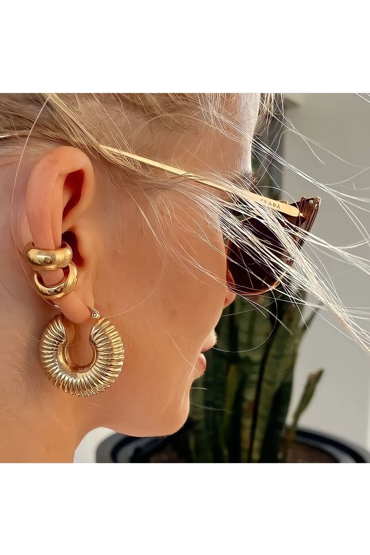 Çelik Burgulu Bombeli Halka Küpe