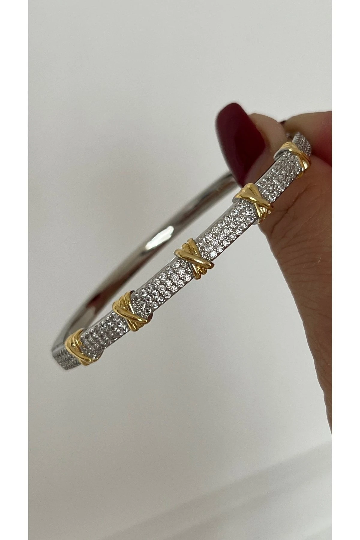 Çelik Taşlı Tiffany X Kelepçe Bileklik