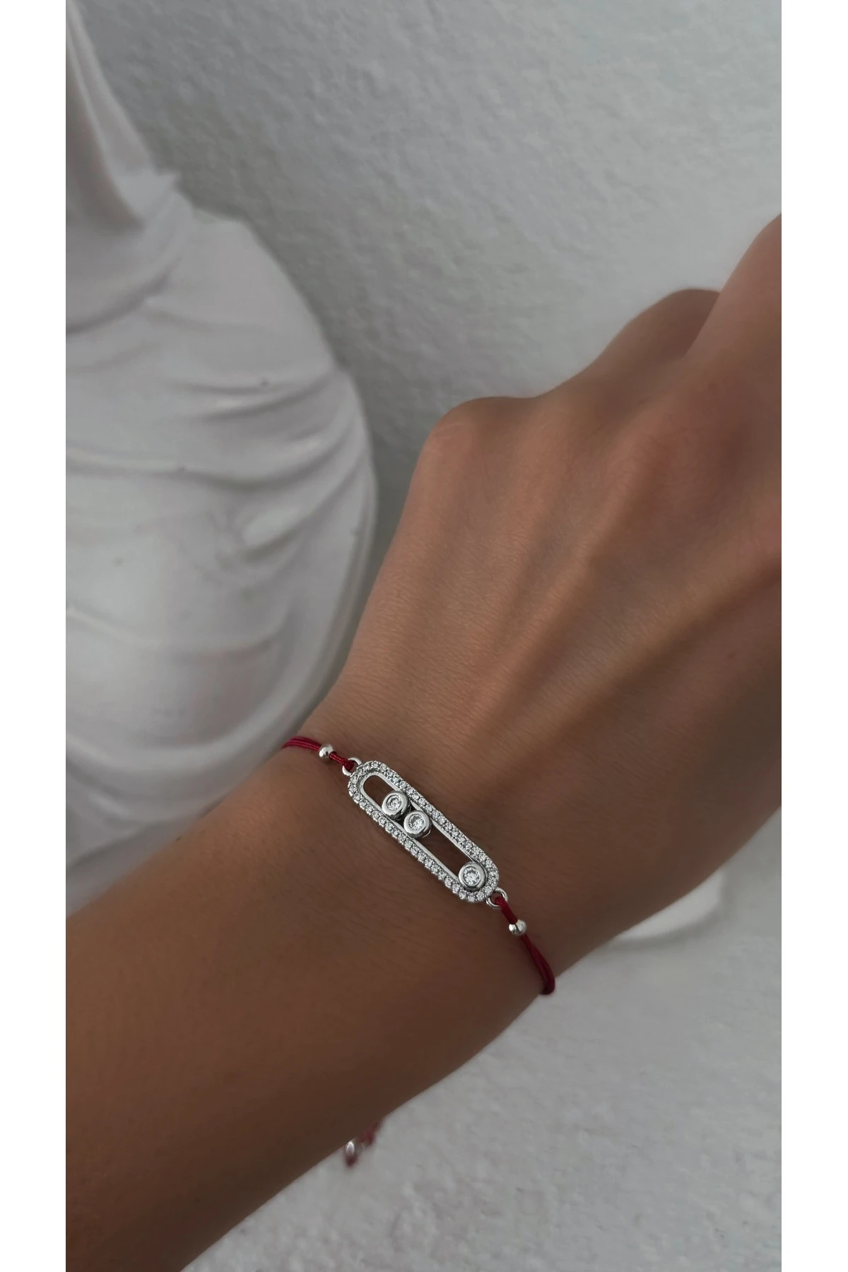 Çelik Kırmızı İpli Messika Bileklik