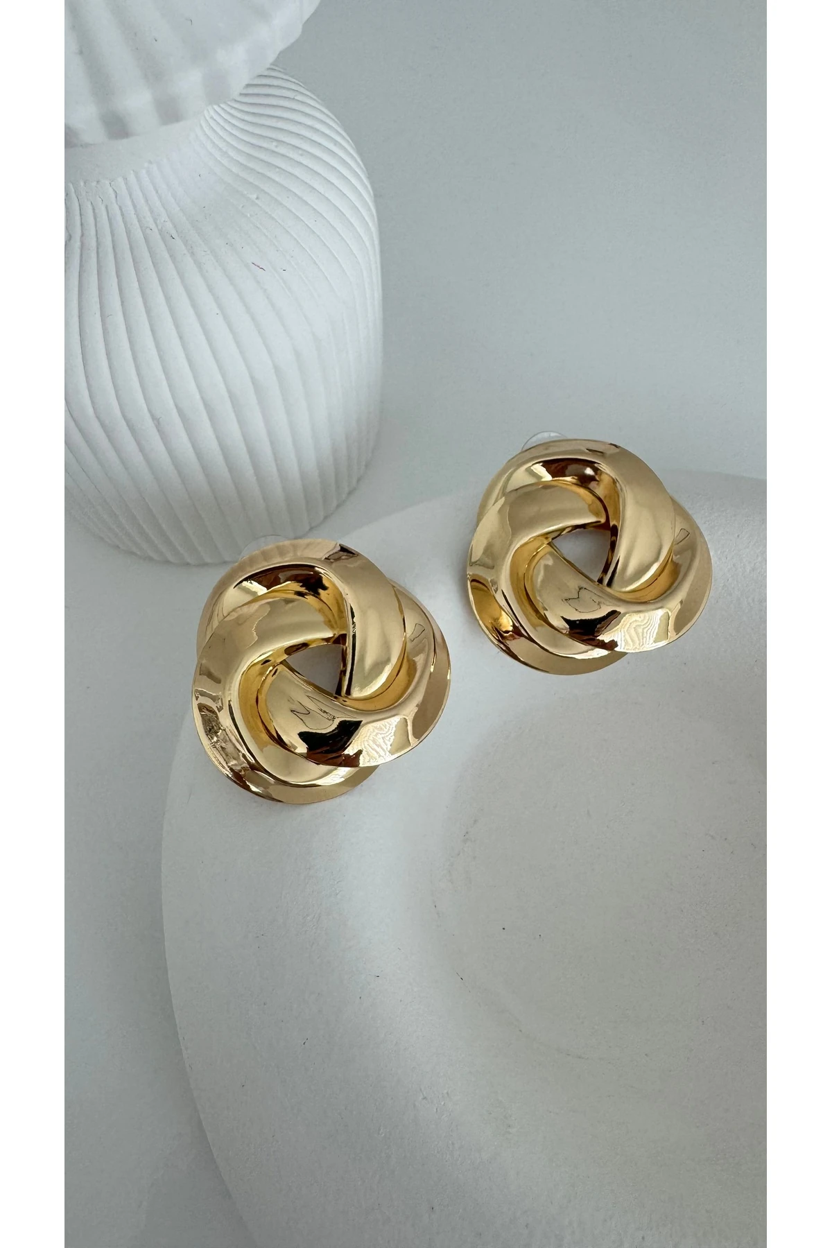 Çelik Çiçek Küpe