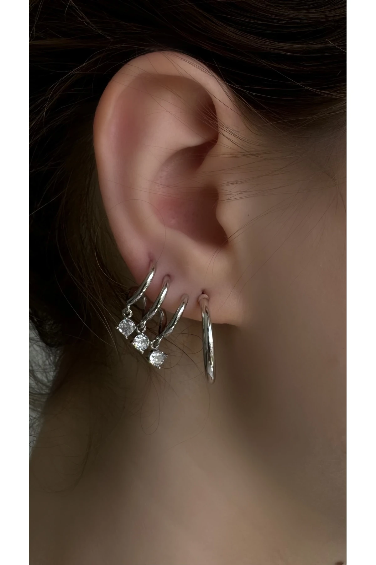 Çelik 3 Halka Görünümlü Sallantılı Küpe