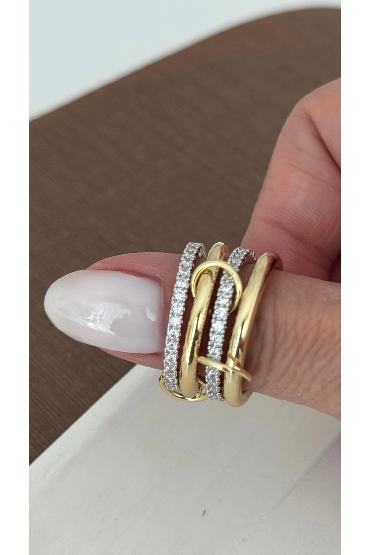 Çelik 4lü Taşlı Yüzük