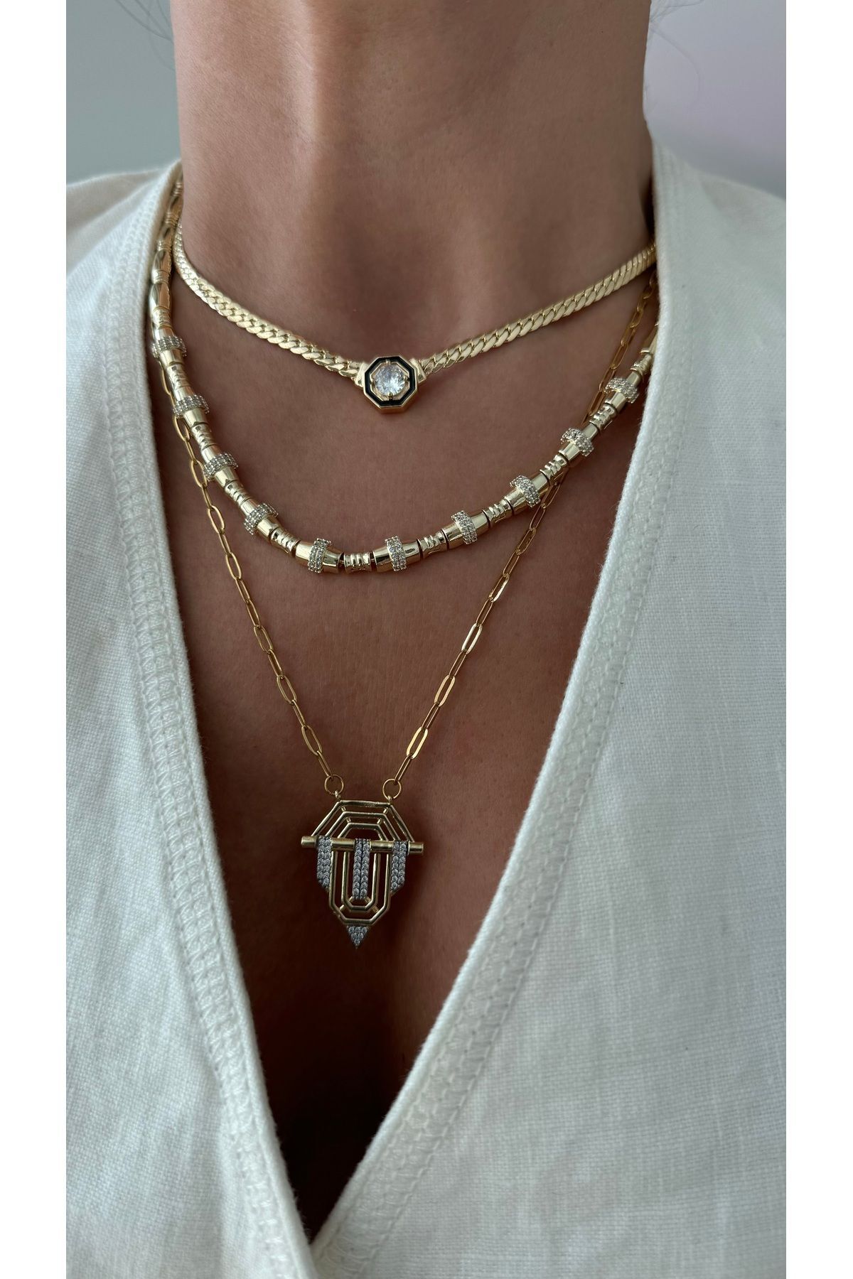 Çelik Özel Tasarım Marka Leyla Kolye